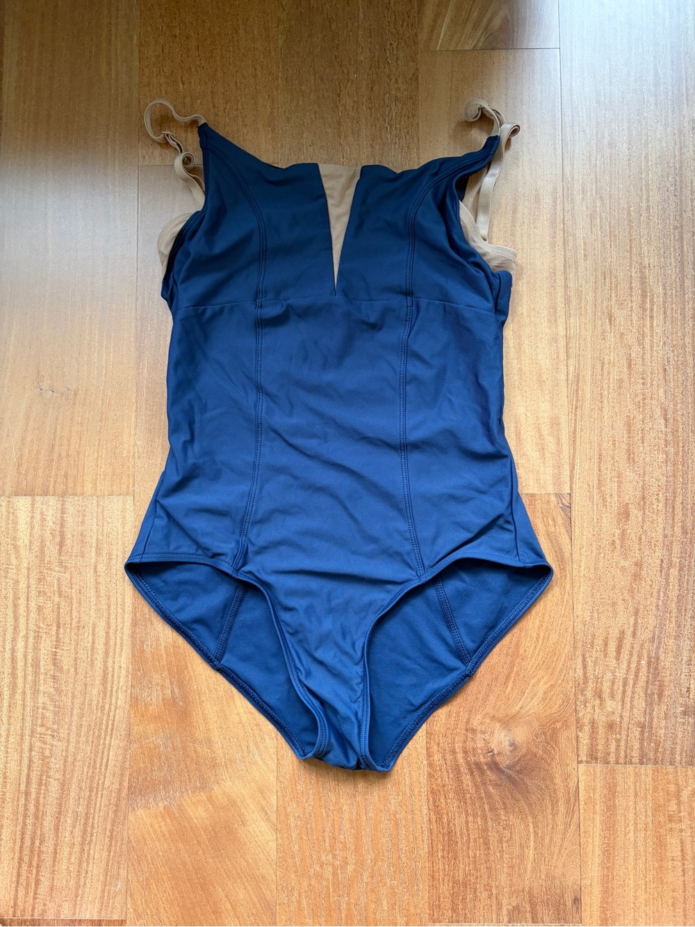 Wear Moi Ruby - size L excellent condition
